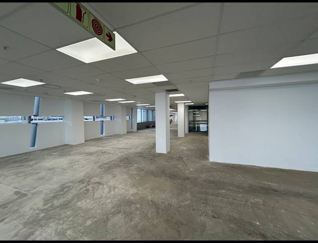 1,752M² OFFICE TO LET IN SANDTON CENTRAL
